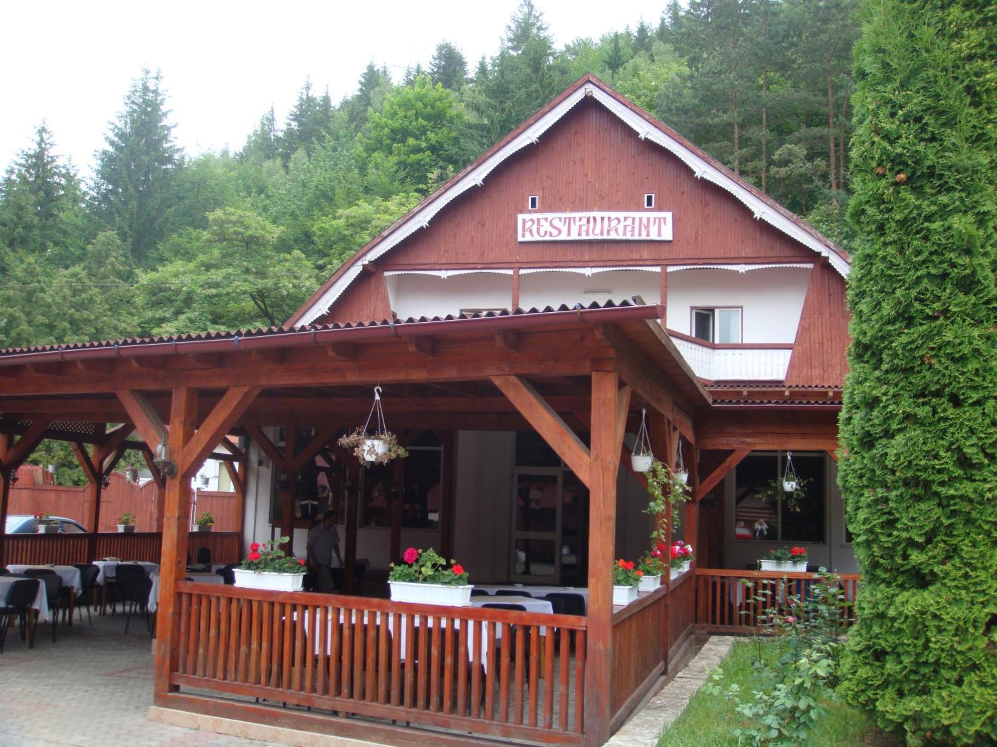 Motel Cristina Bicaz Exteriér fotografie